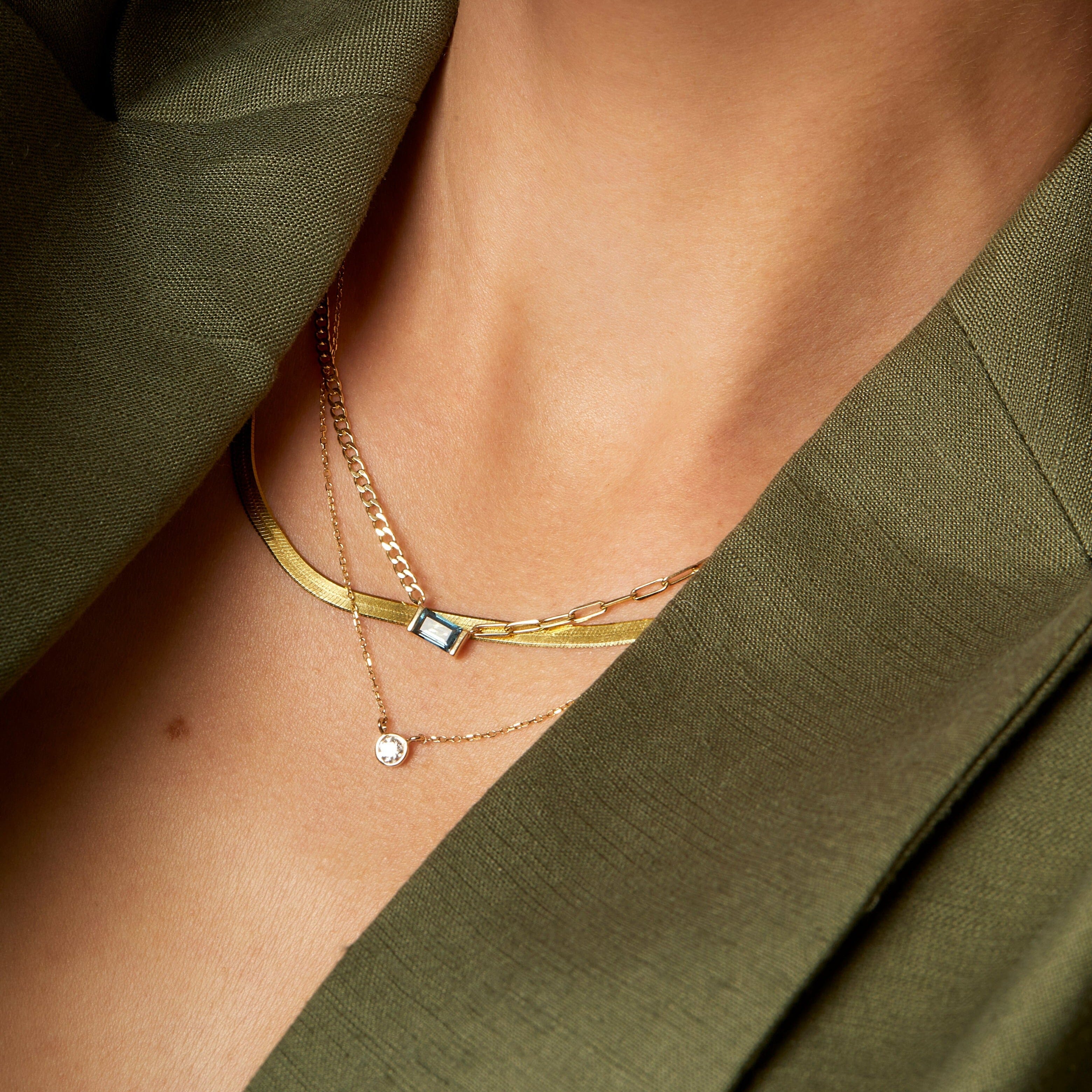 Solid Gold Herringbone Chain Necklace - Image 30