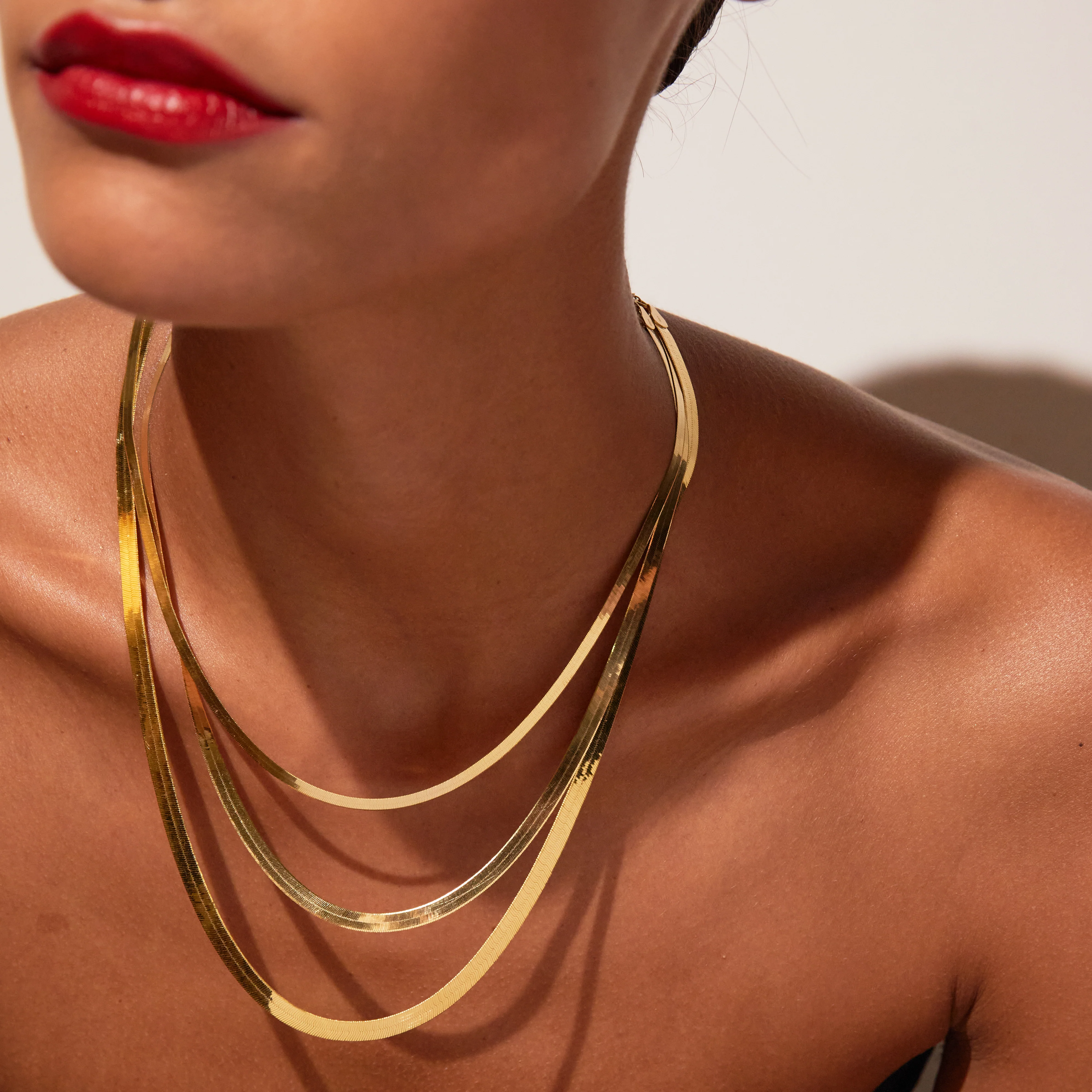 Solid Gold Herringbone Chain Necklace - Image 20