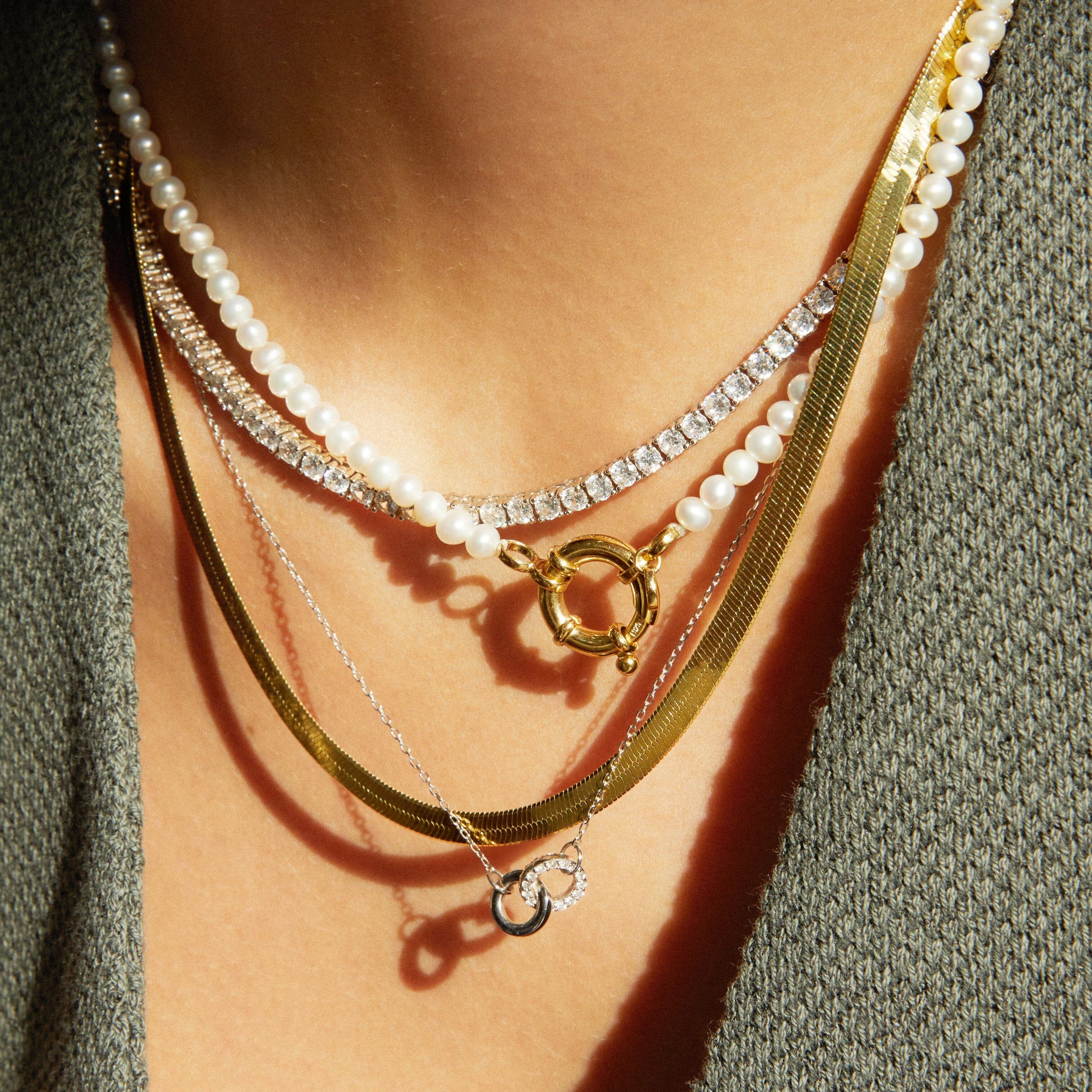 Solid Gold Herringbone Chain Necklace - Image 23