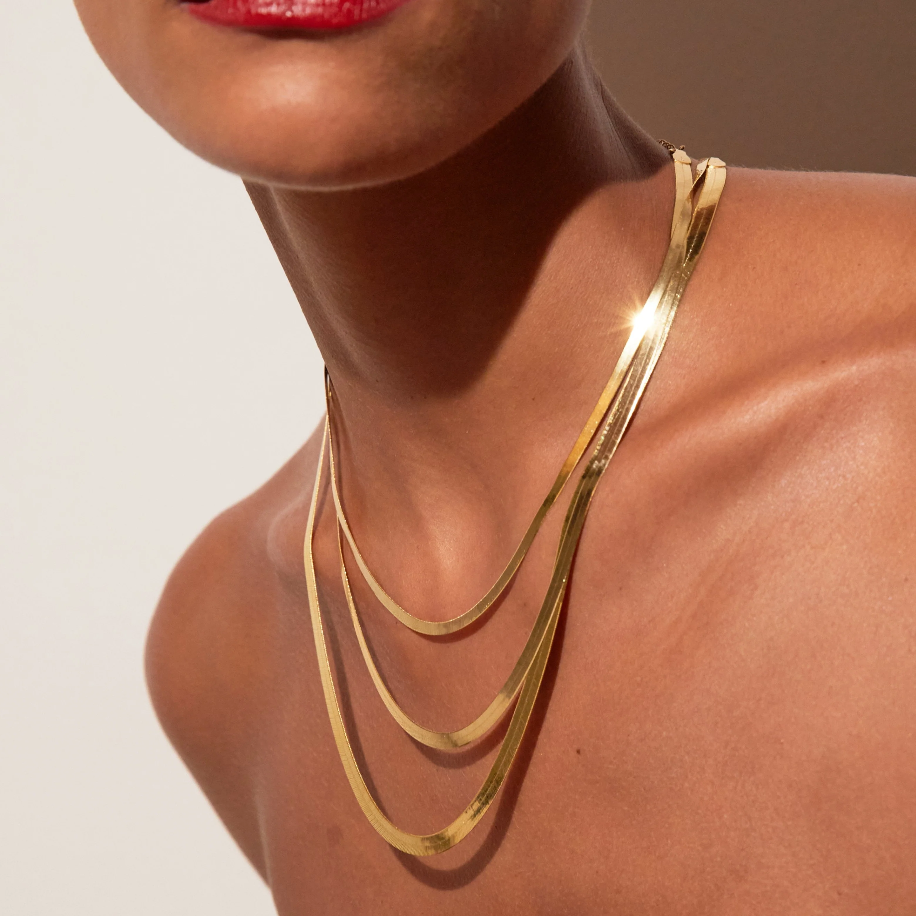 Solid Gold Herringbone Chain Necklace - Image 52