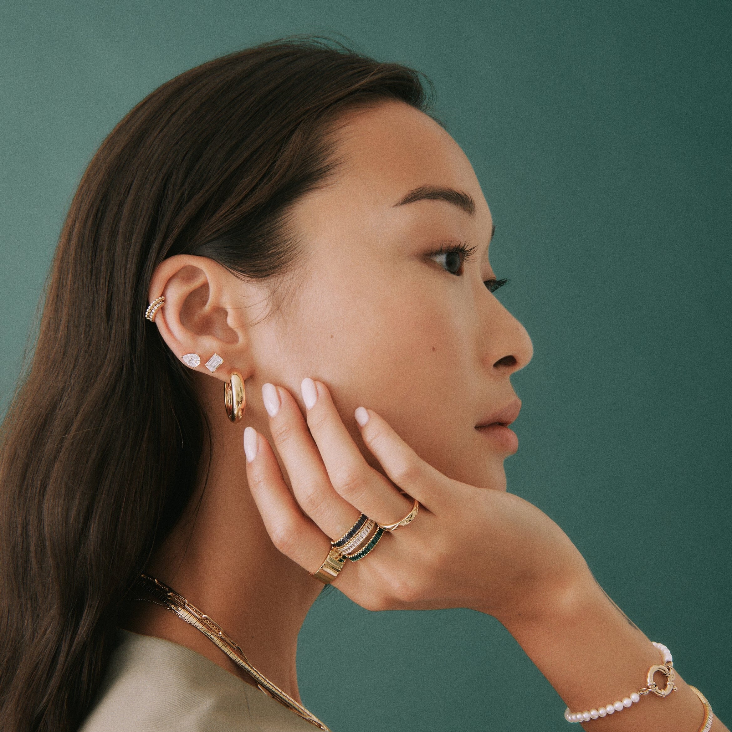 Medium Chunky Hinged Hoop Earrings - Image 19