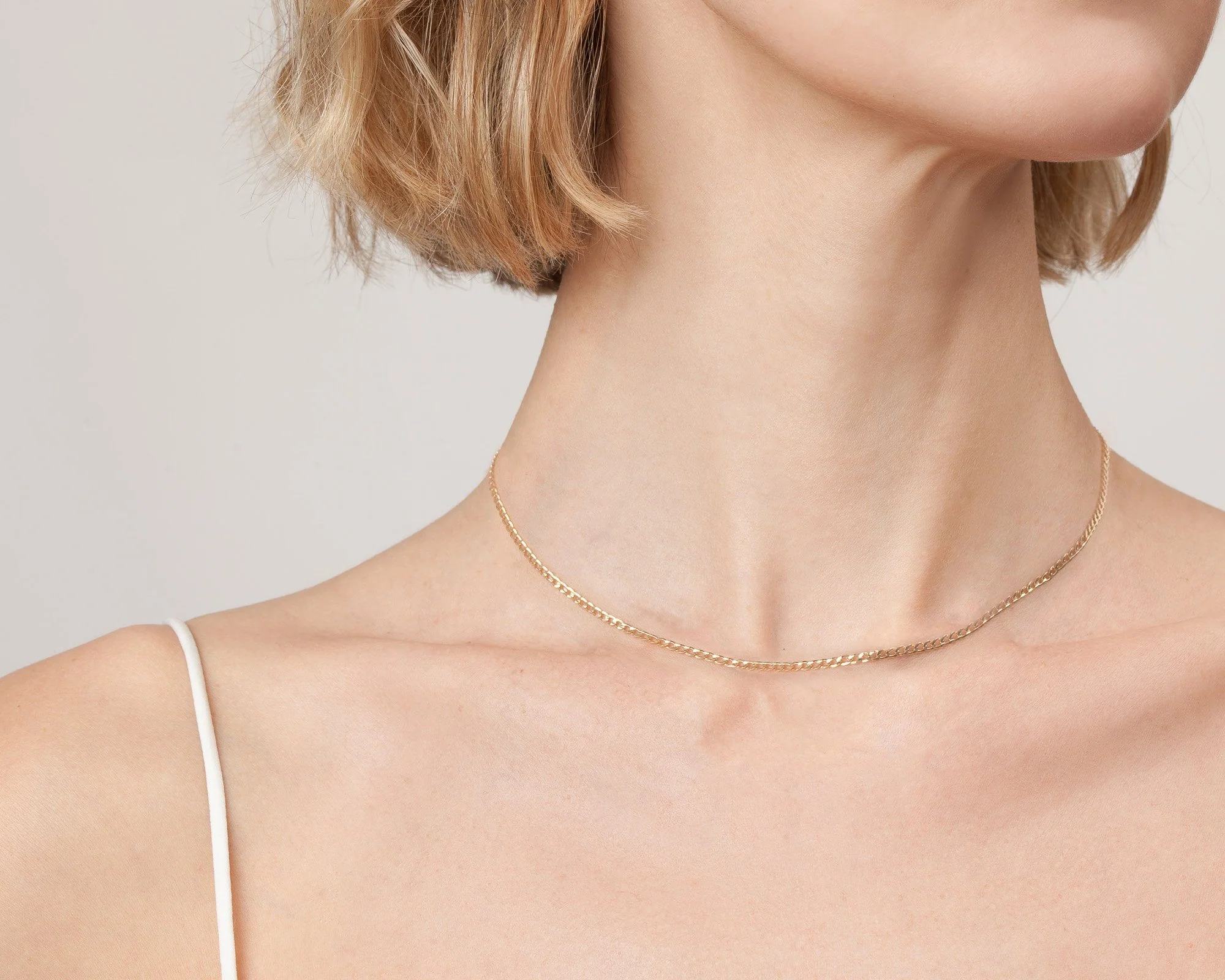 Medium Gold Curb Chain Necklace - Image 7