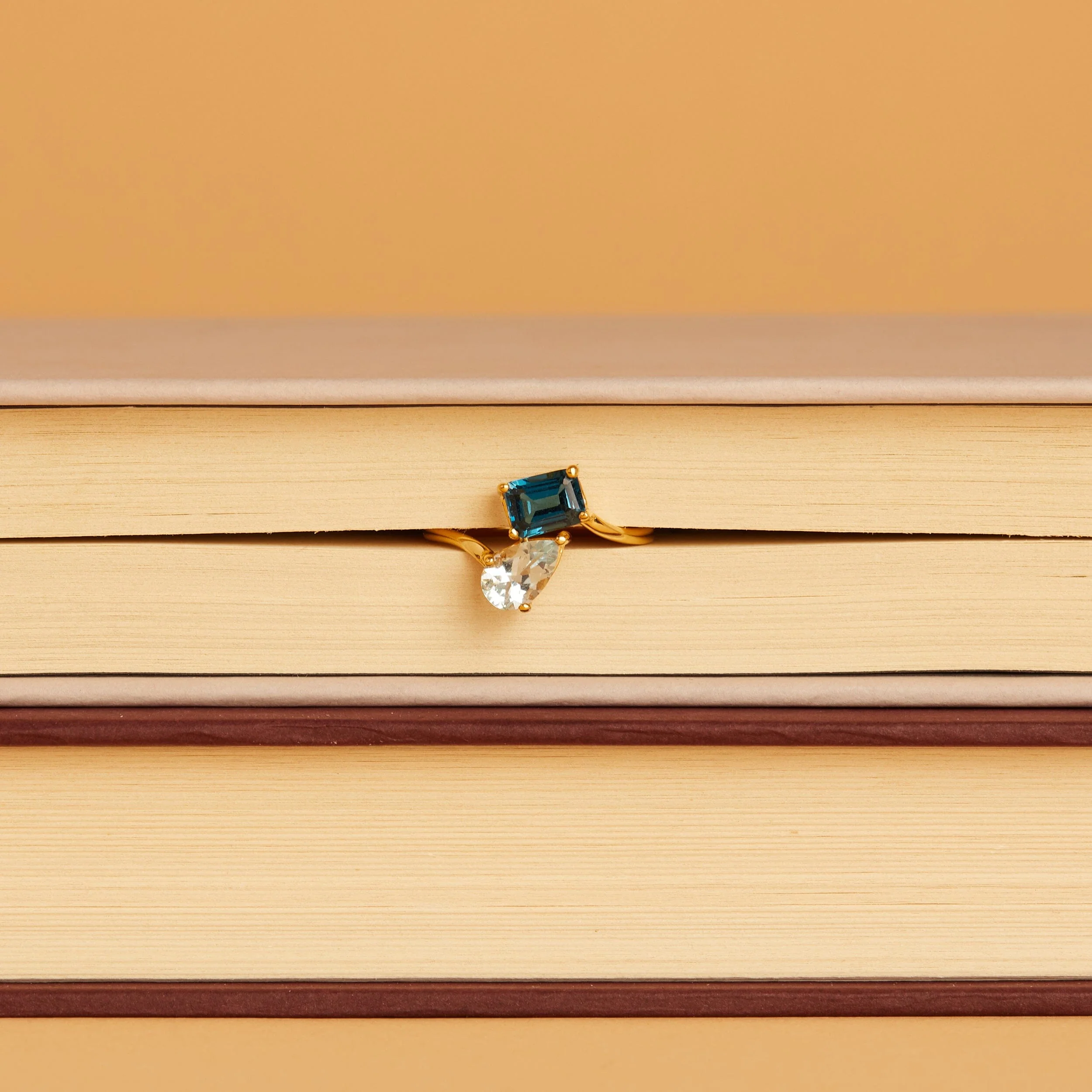 Toi et Moi Gemstone Heirloom Ring - Image 16