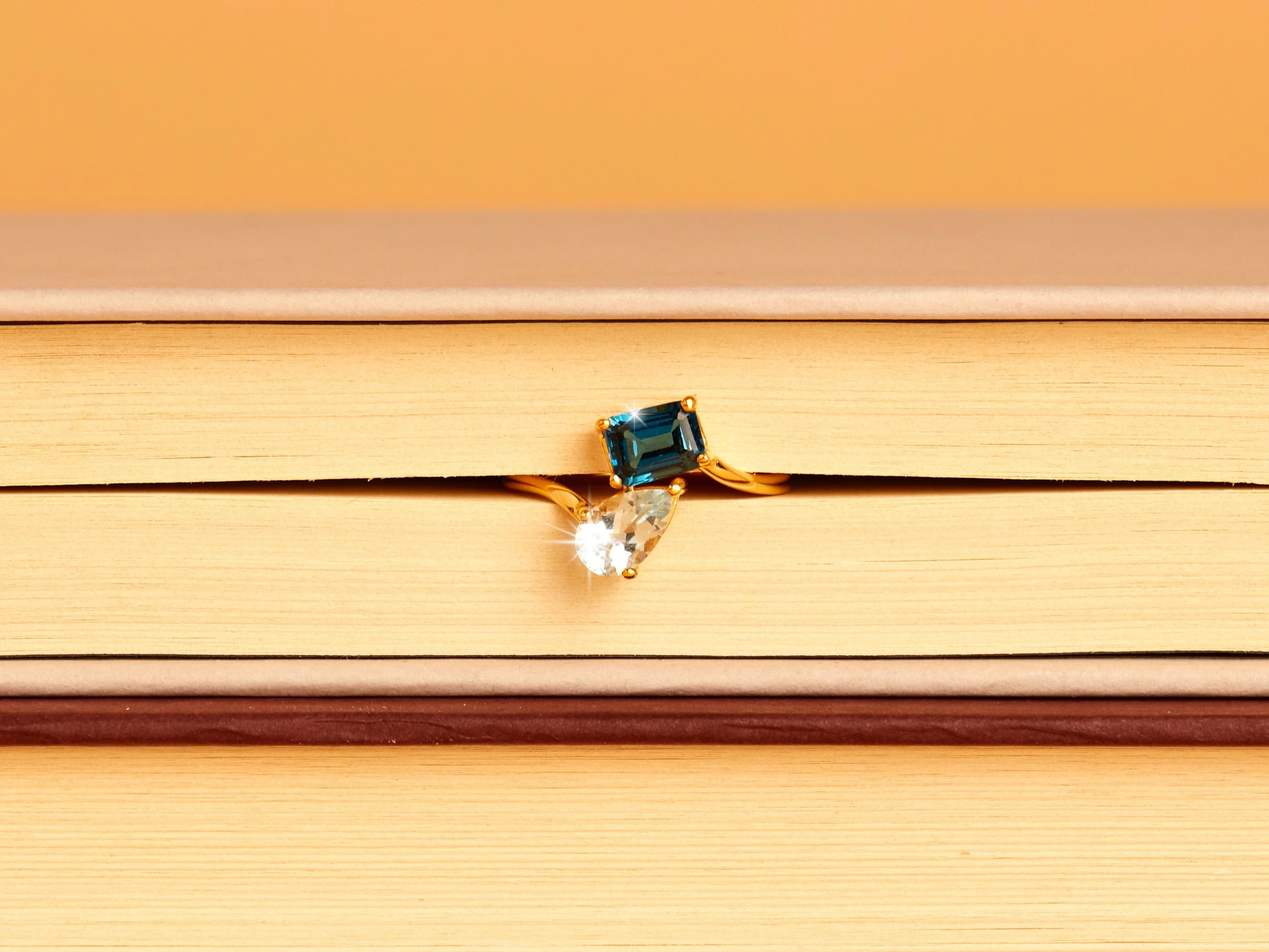 Toi et Moi Gemstone Heirloom Ring - Image 17