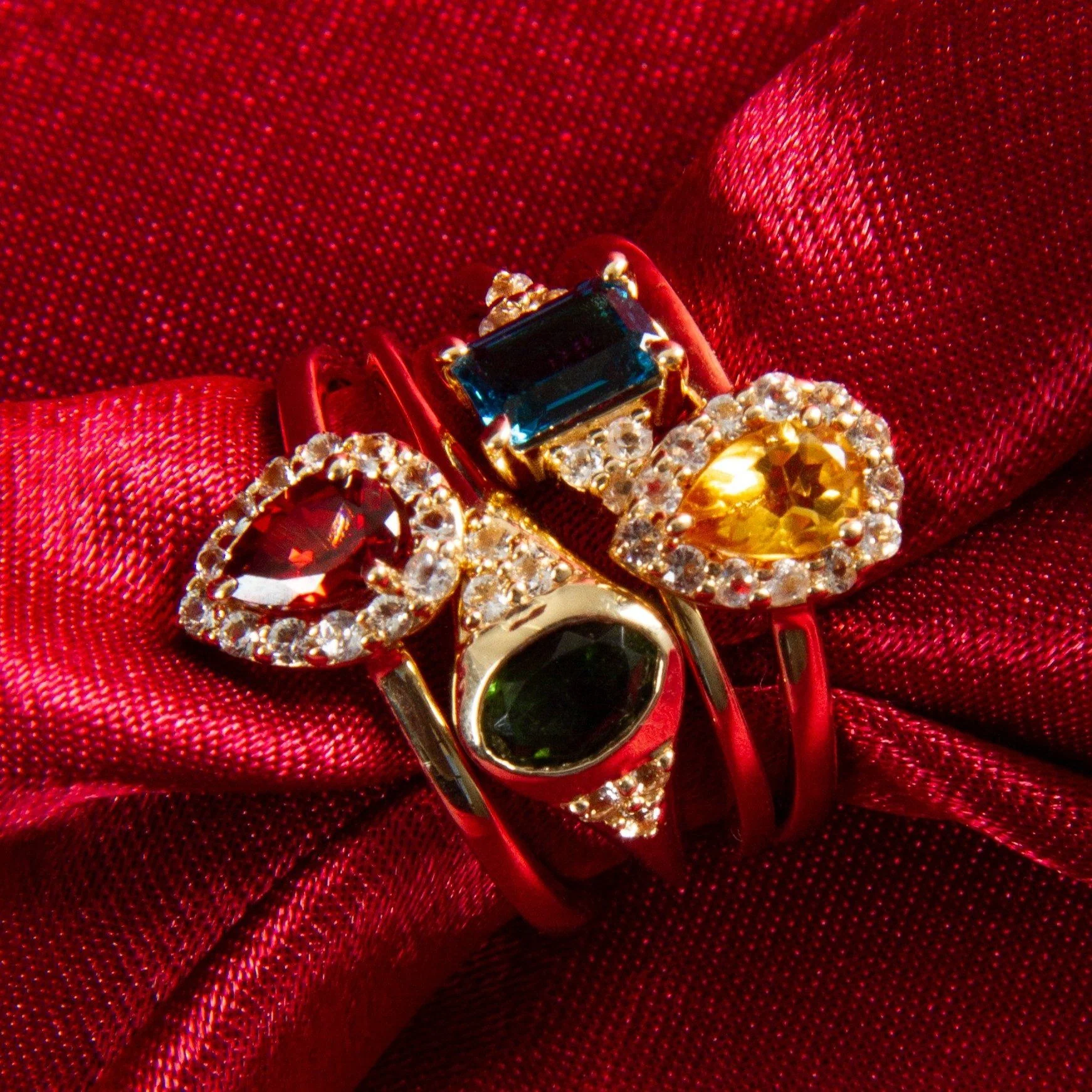 Vintage-Inspired Emerald Cut Ring - Image 45